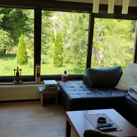 Villa Luksuzna Vikendica *